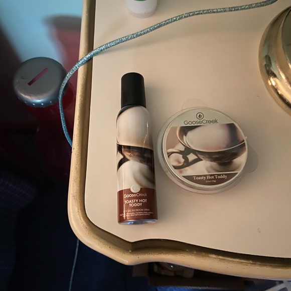 Brand new hot toddy room spray and wax melt - Picture 2 of 2